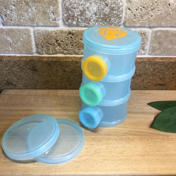 3/$20 - New Razbaby Raz-Pak Formula And Snack Container - Picture 1 of 3